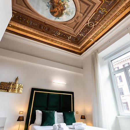 Cavour Luxury Rooms - Lr Collection Roma Exterior foto