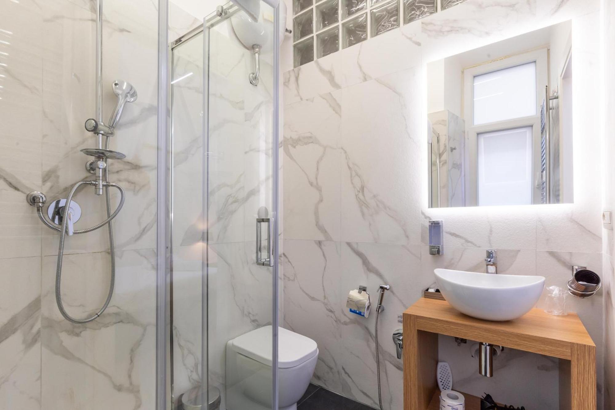 Cavour Luxury Rooms - Lr Collection Roma Exterior foto