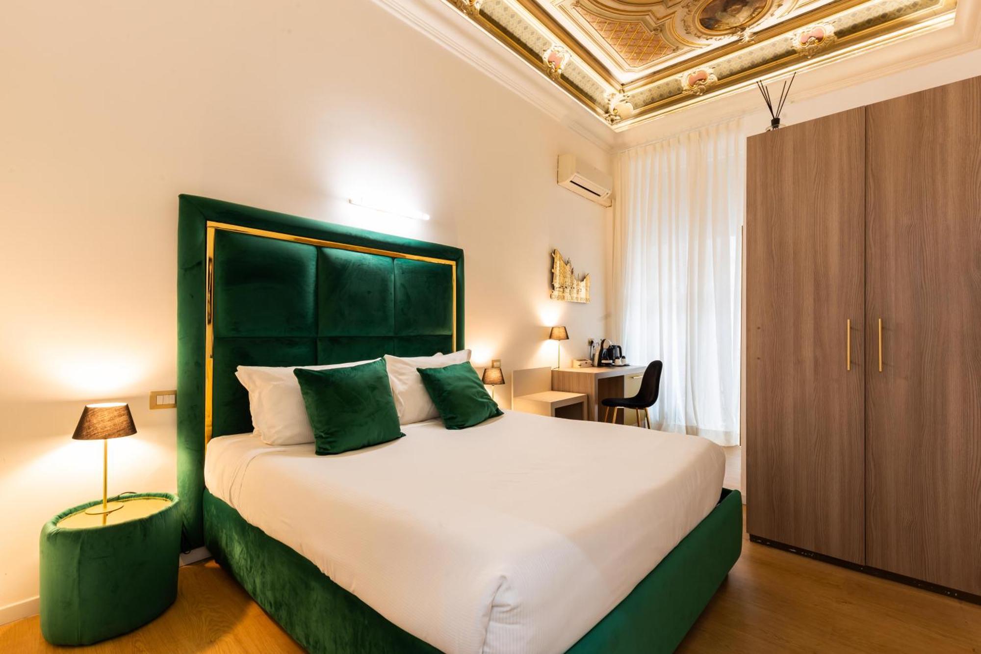 Cavour Luxury Rooms - Lr Collection Roma Exterior foto