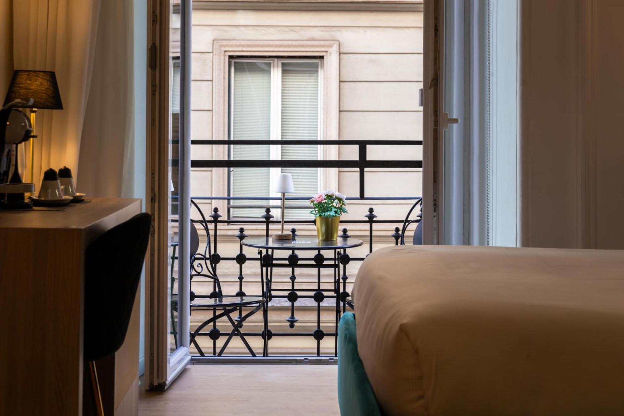 Cavour Luxury Rooms - Lr Collection Roma Exterior foto