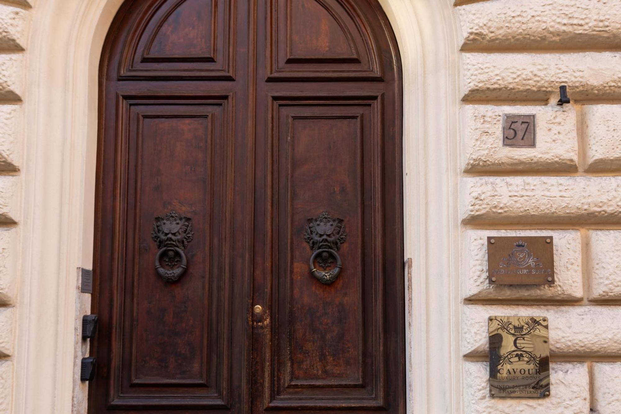 Cavour Luxury Rooms - Lr Collection Roma Exterior foto
